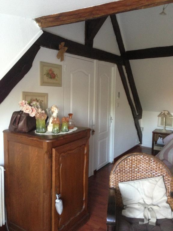 Le Lavoir Bed and Breakfast Châteauroux Værelse billede